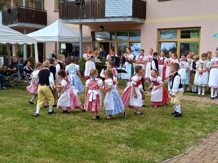 Zahradní slavnost