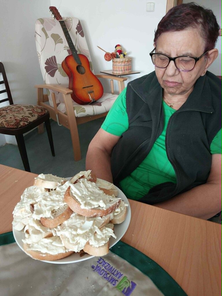 KLIENTKA S POMAZÁNKOU