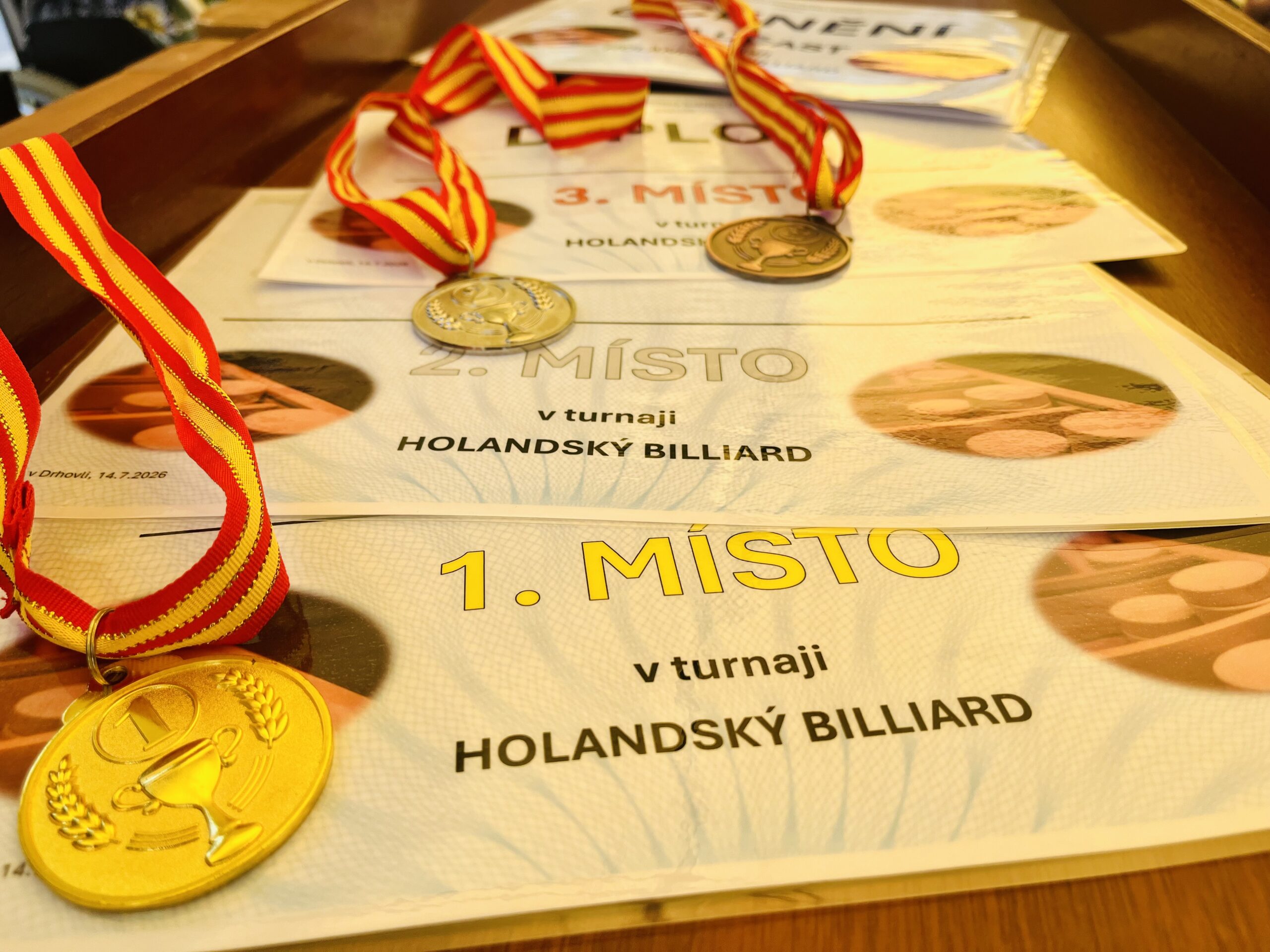 Diplomy, medaile a drobné odměny pro vítěze